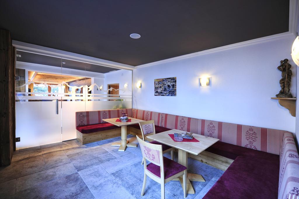 Hotel Garni Lamm Nauders Kültér fotó