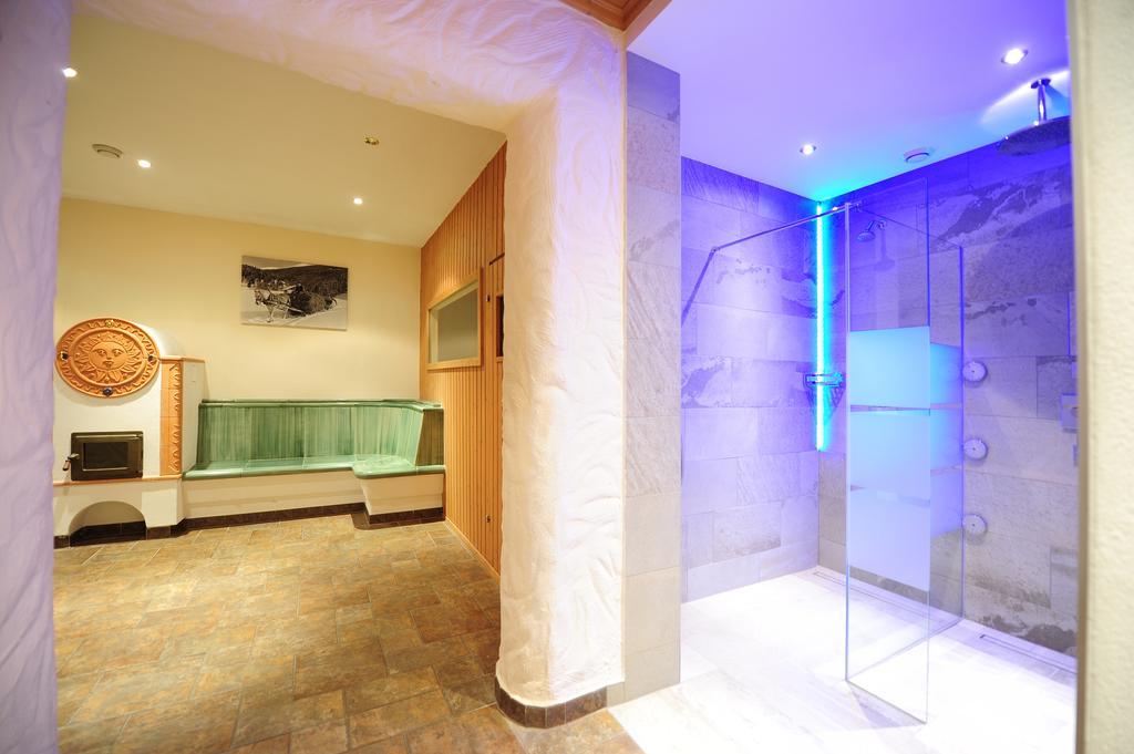 Hotel Garni Lamm Nauders Kültér fotó